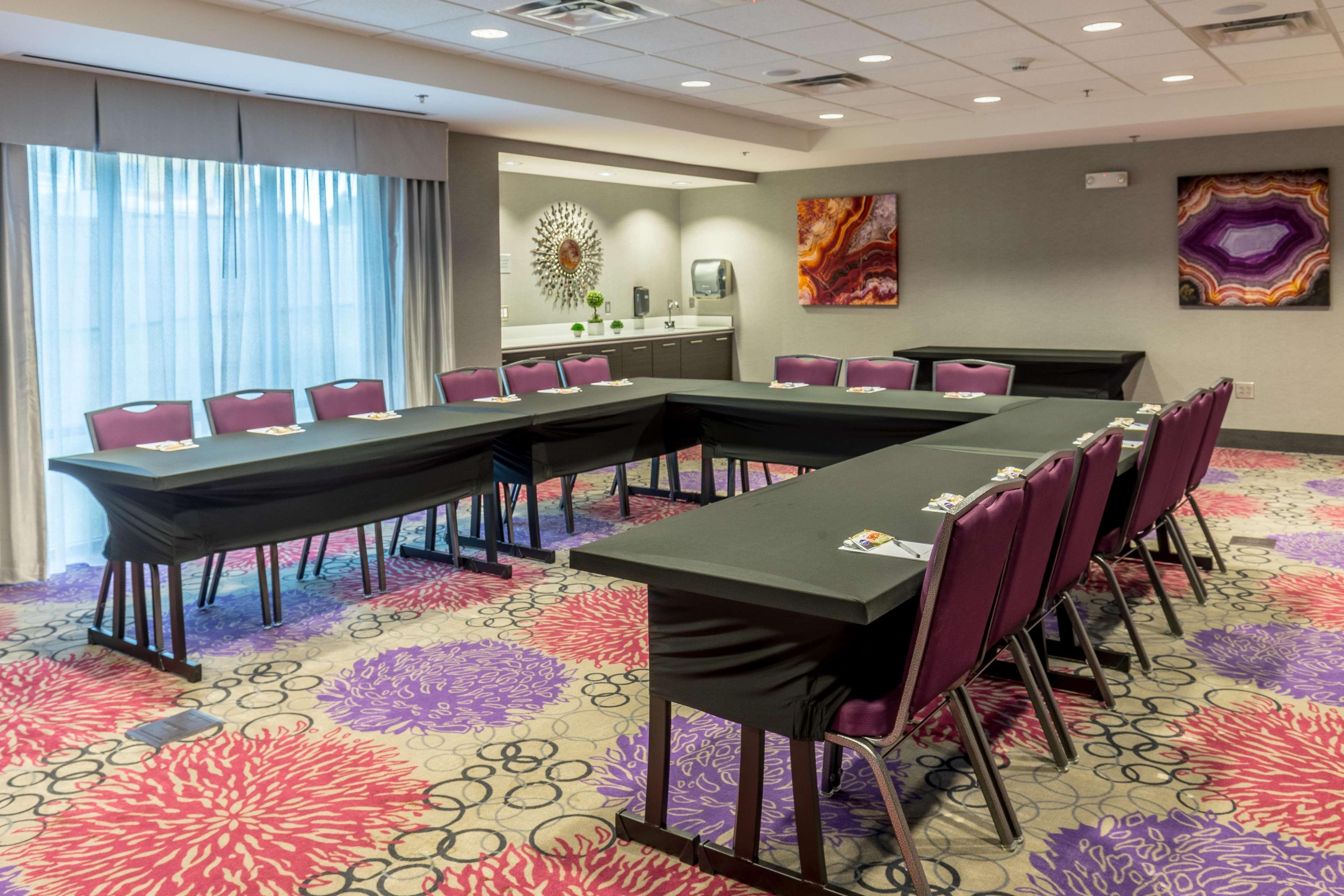 Hampton Inn & Suites ดับลิน ภายนอก รูปภาพ