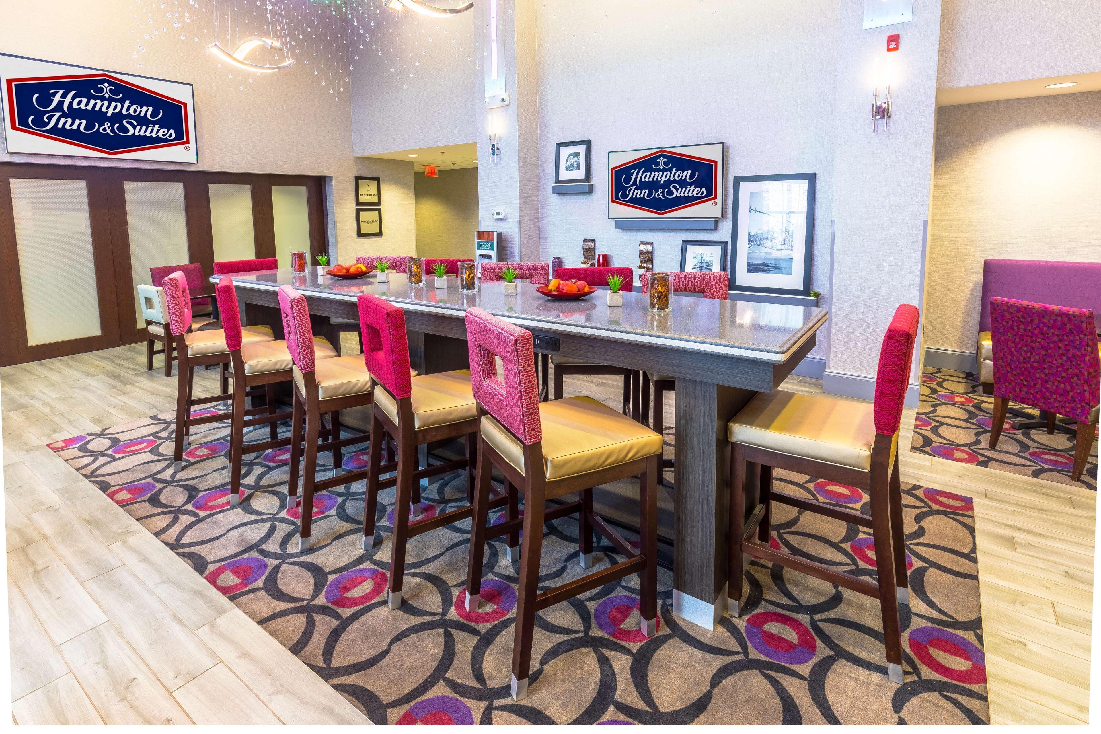 Hampton Inn & Suites ดับลิน ภายนอก รูปภาพ