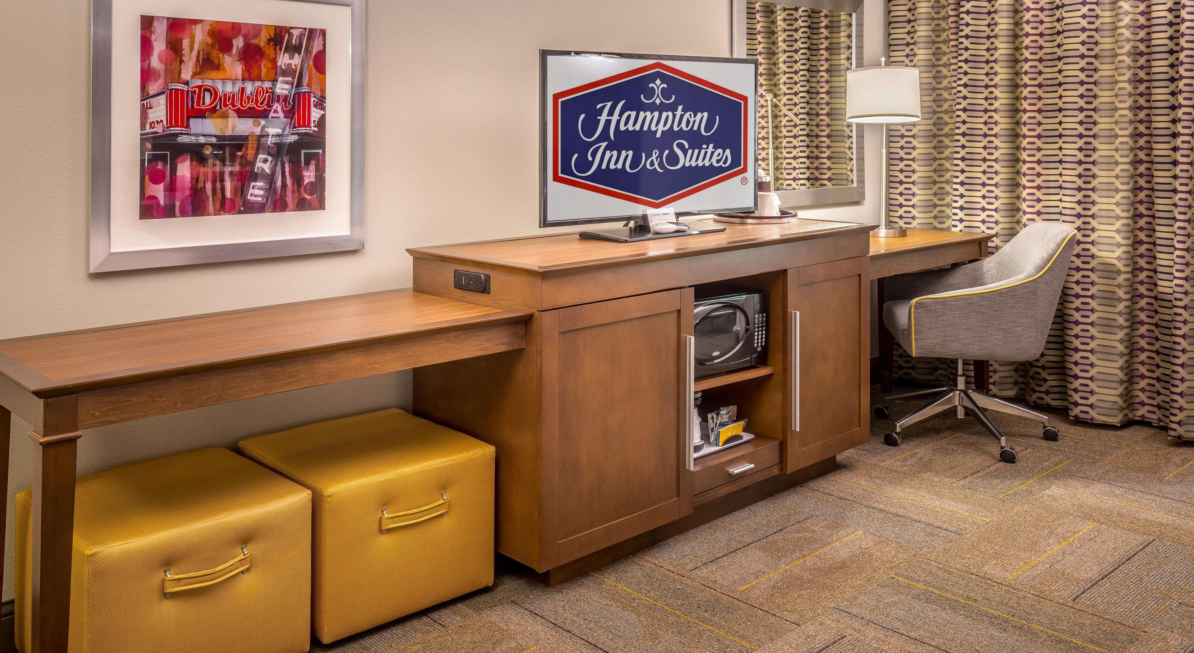 Hampton Inn & Suites ดับลิน ภายนอก รูปภาพ