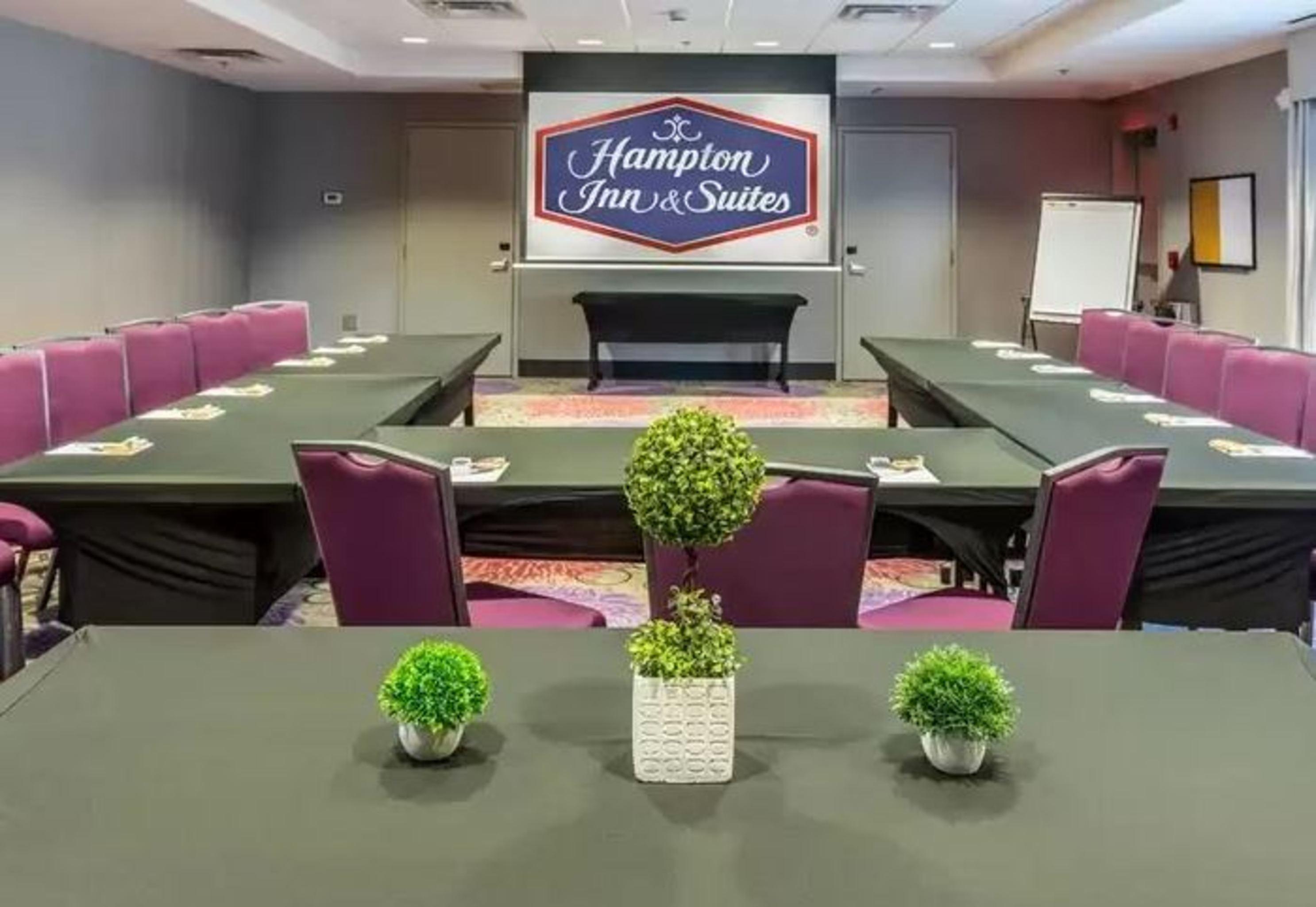 Hampton Inn & Suites ดับลิน ภายนอก รูปภาพ