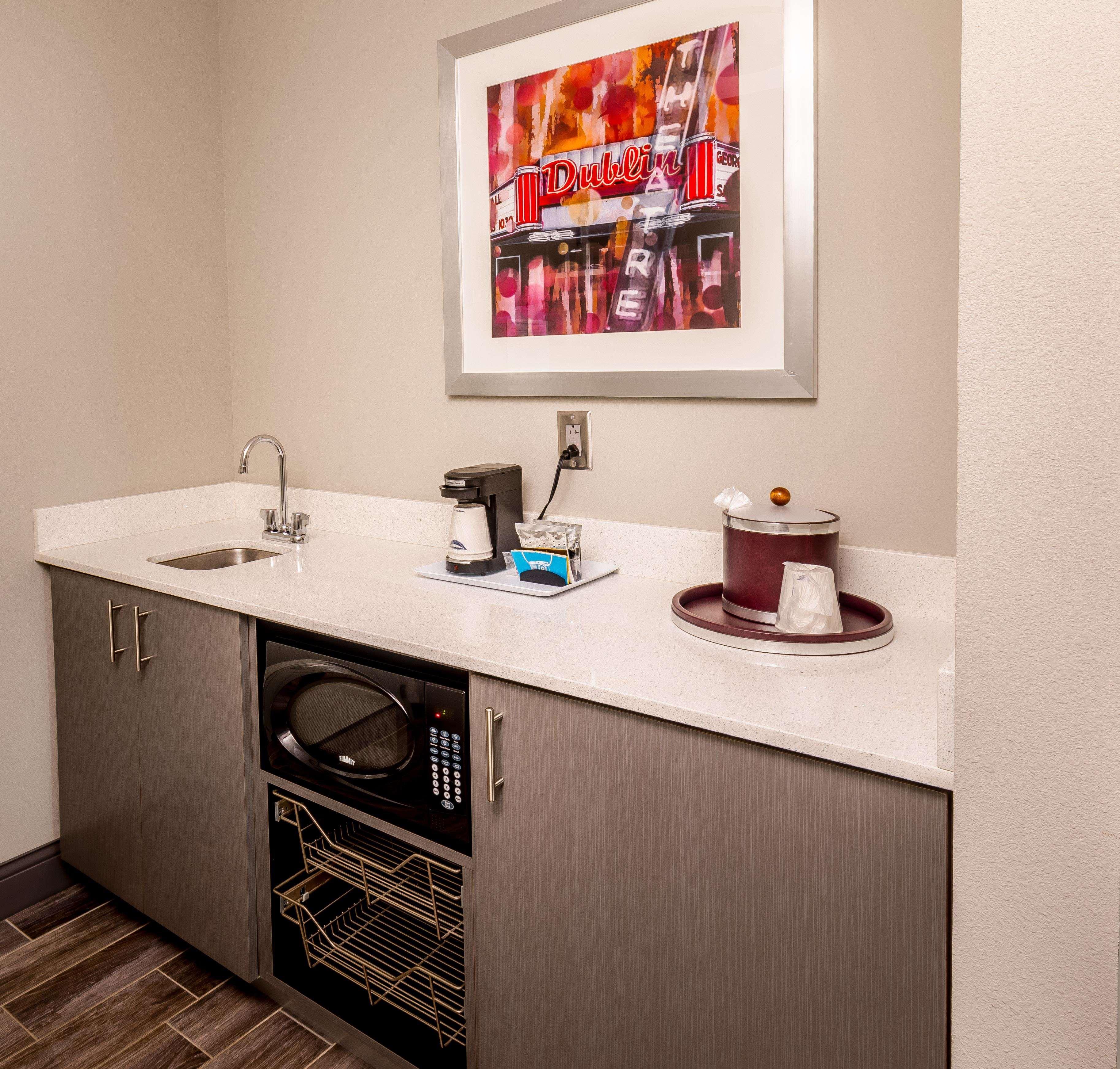 Hampton Inn & Suites ดับลิน ภายนอก รูปภาพ