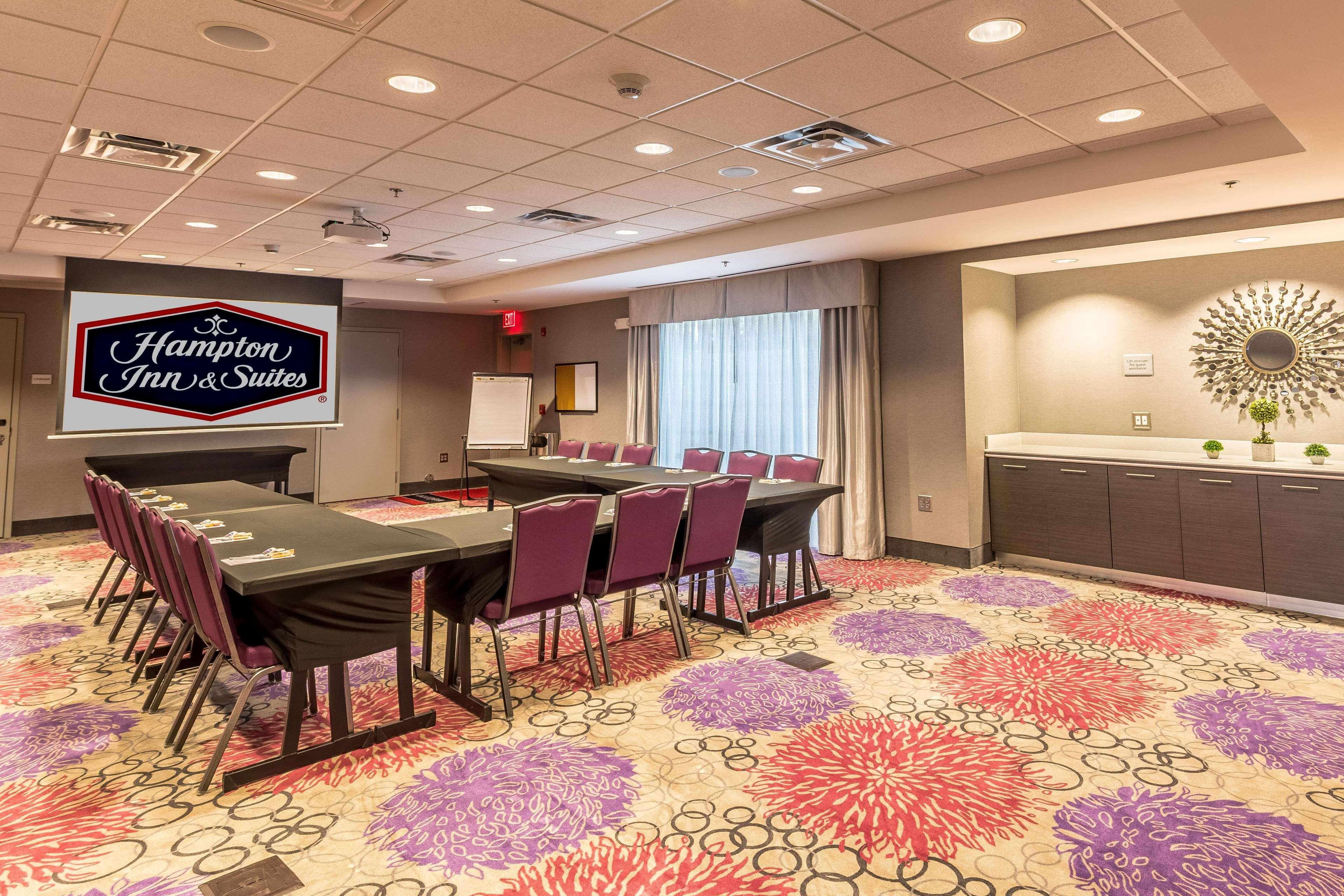 Hampton Inn & Suites ดับลิน ภายนอก รูปภาพ