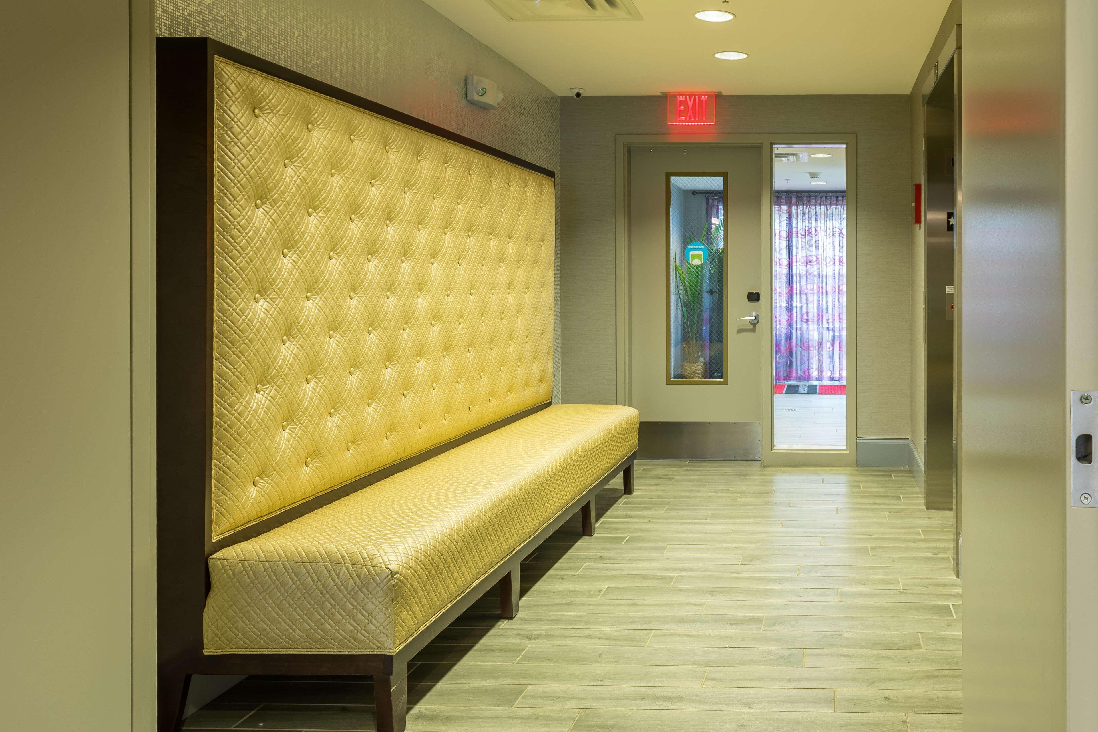 Hampton Inn & Suites ดับลิน ภายนอก รูปภาพ