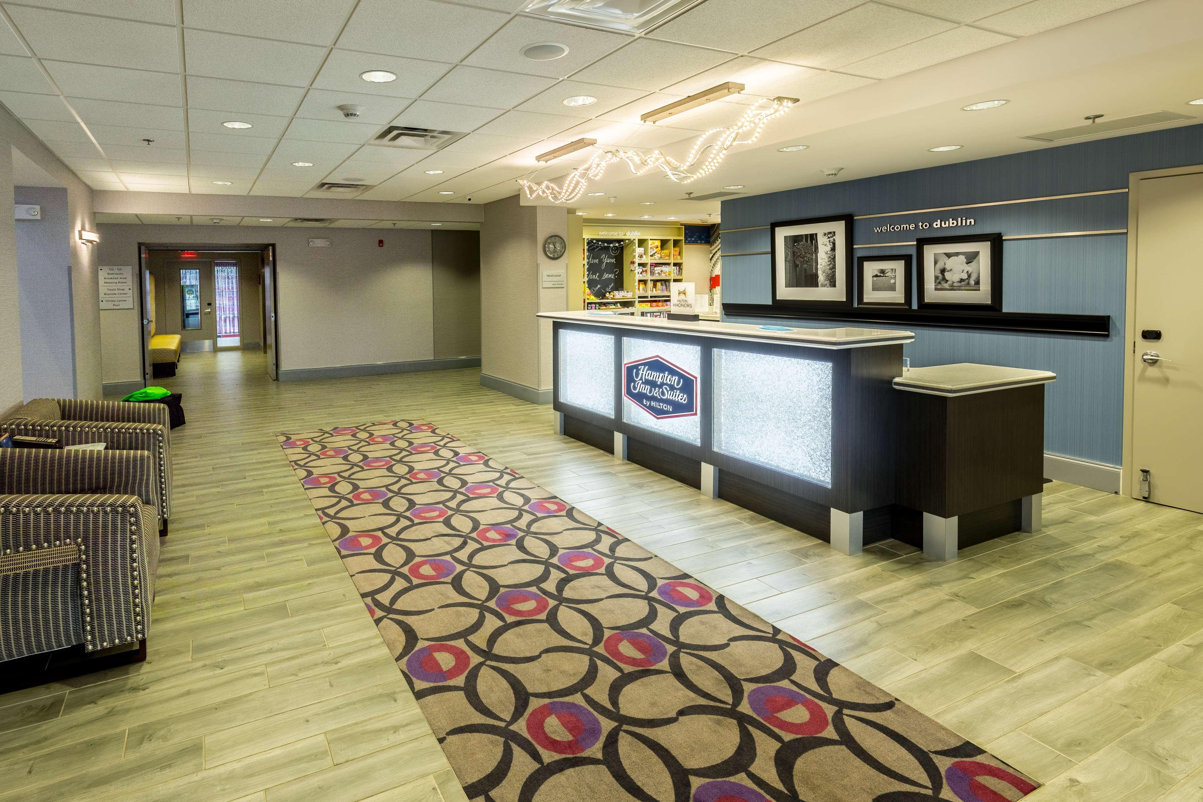 Hampton Inn & Suites ดับลิน ภายนอก รูปภาพ