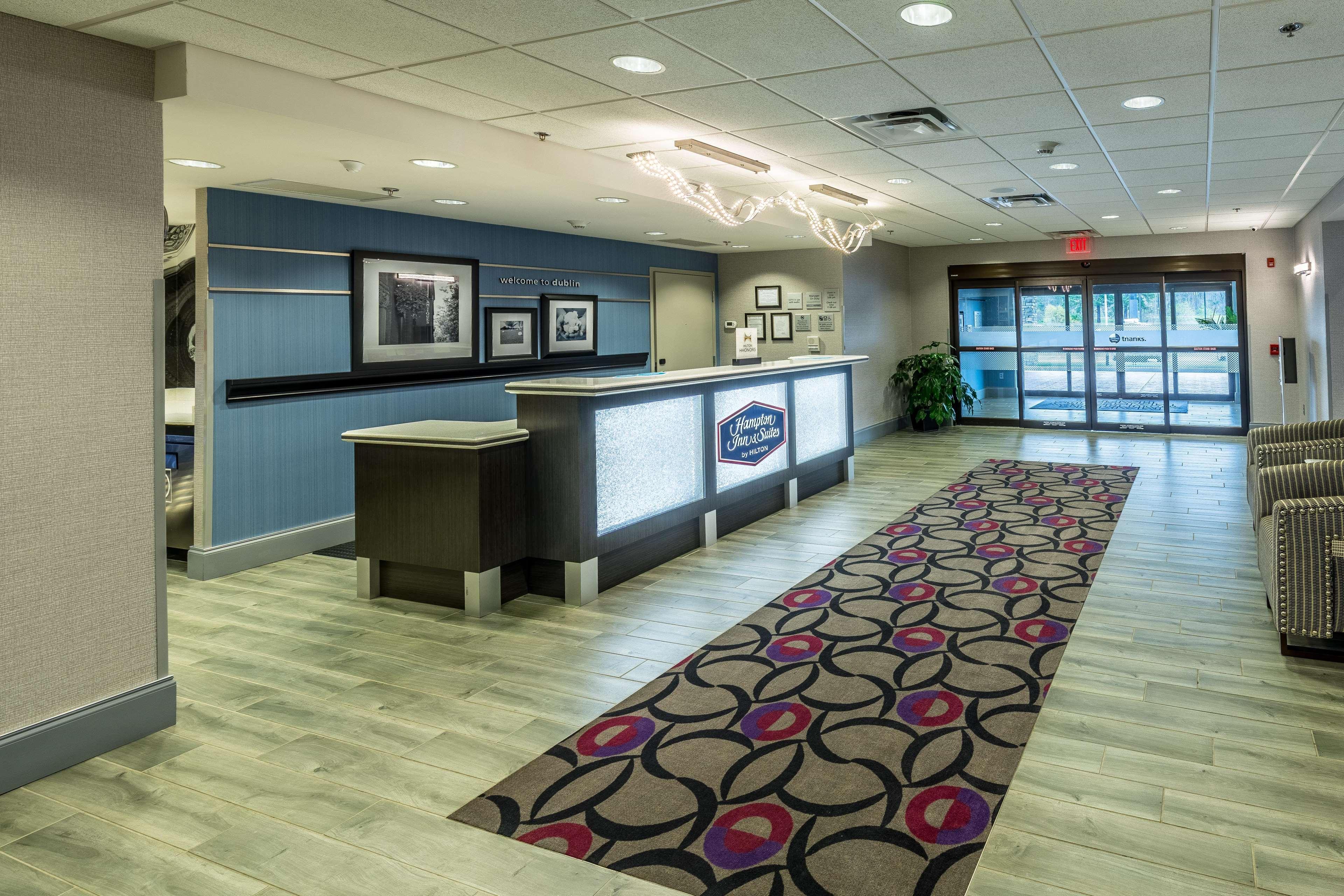 Hampton Inn & Suites ดับลิน ภายนอก รูปภาพ